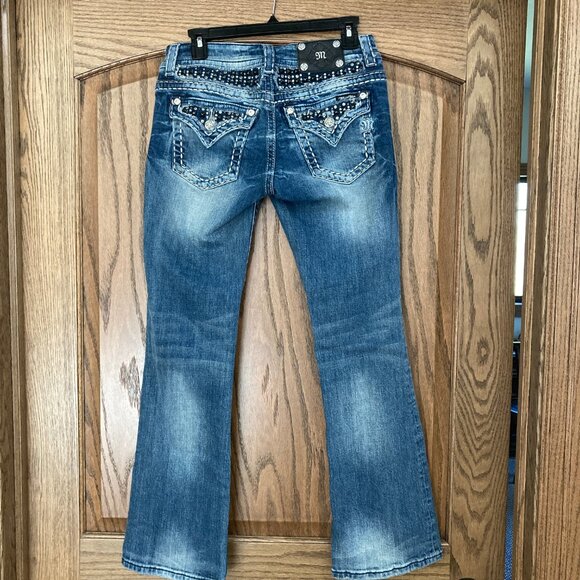 Miss Me Jeans, Women's 26 Waist, Easy Boot Cut, Blingy, Excellent Condition - Picture 2 of 6